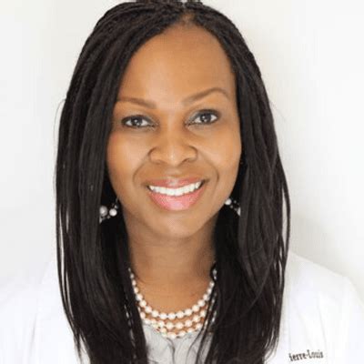 10 Female Dermatologists Near Me For Flawless Skin