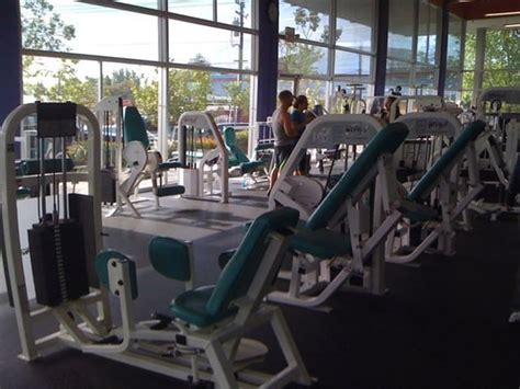 24 Hour Fitness Santa Cruz: Train 24/7 With Convenience