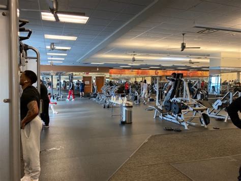 How Does La Fitness Garden City Work? Class Schedules