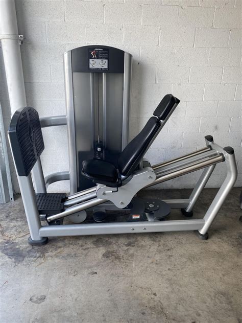 Life Fitness Signature Series Leg Press Elite Gym Equipment International Life Fitness Signature Series Leg Press Elite Gym Equipment International
