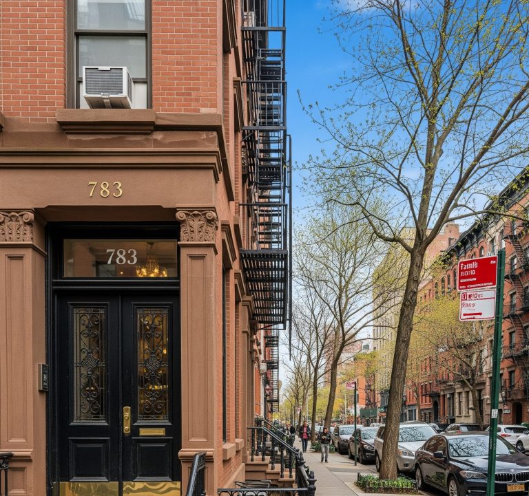 What Is 783 Area Code? Lookup Scams